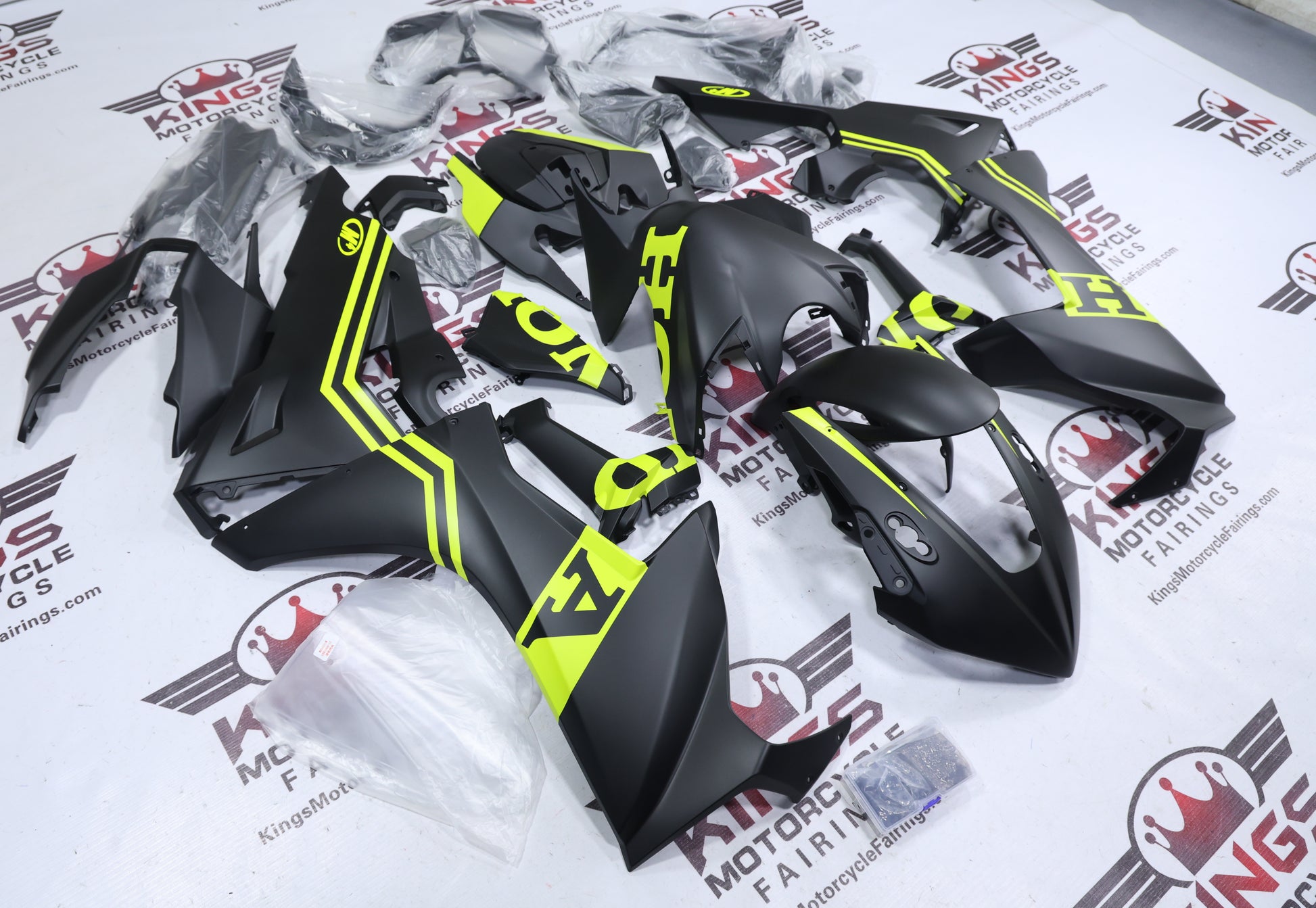 Honda CBR1000RR Fairings (2017-2025) Matte Black, Neon Yellow Stripe from KingsMotorcycleFairings.com