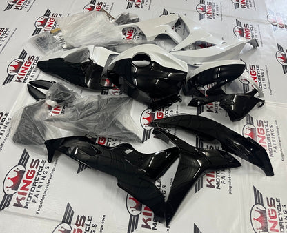 Honda CBR600RR Fairings (2007-2008) Black, Pearl White Split at KingsMotorcycleFairings.com