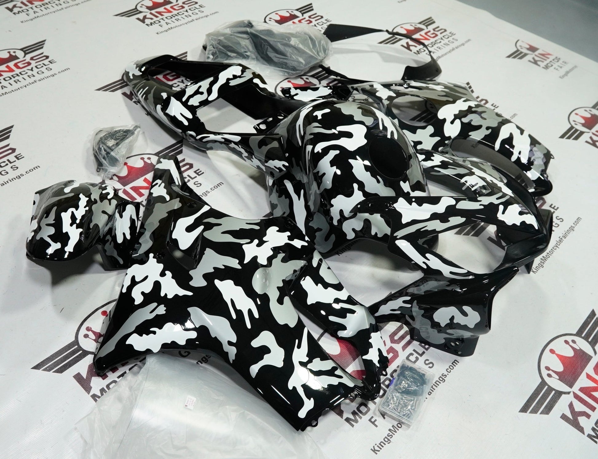 Honda CBR 600 F4i Fairings (2001-2003) Black, White, Gray Camouflage at KingsMotorcycleFairings.com