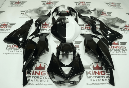 KAWASAKI ZX6R 636 Fairings (2024-2025) Black, White Quarter Split at KingsMotorcycleFairings.com