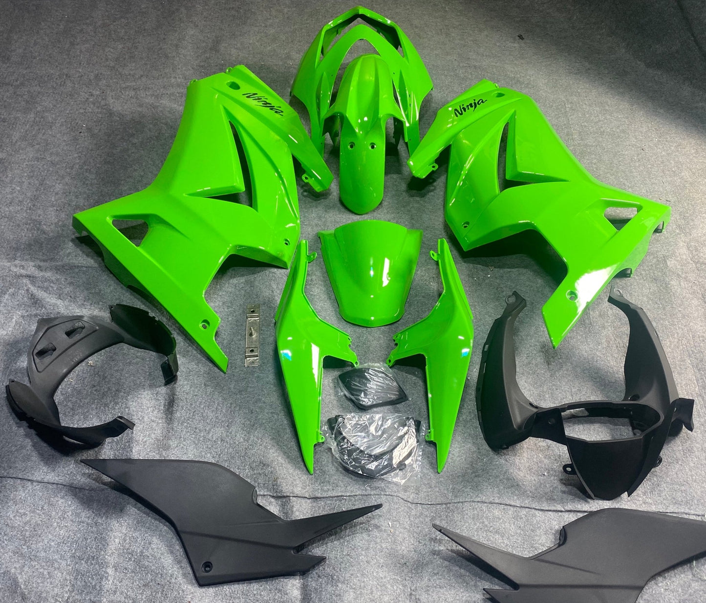 Kawasaki Ninja 250R Fairing set (2008-2013) All Green at KingsMotorcycleFairings.com