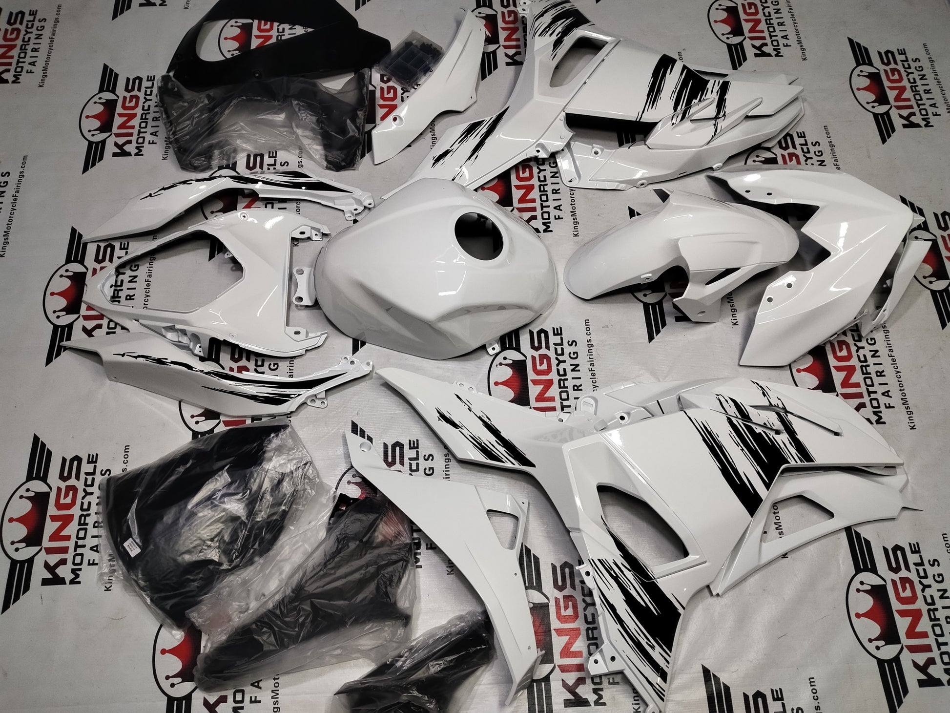 Kawasaki Ninja 500 Fairings (2024-2025) White, Black Brush Stripes at KingsMotorcycleFairings.com