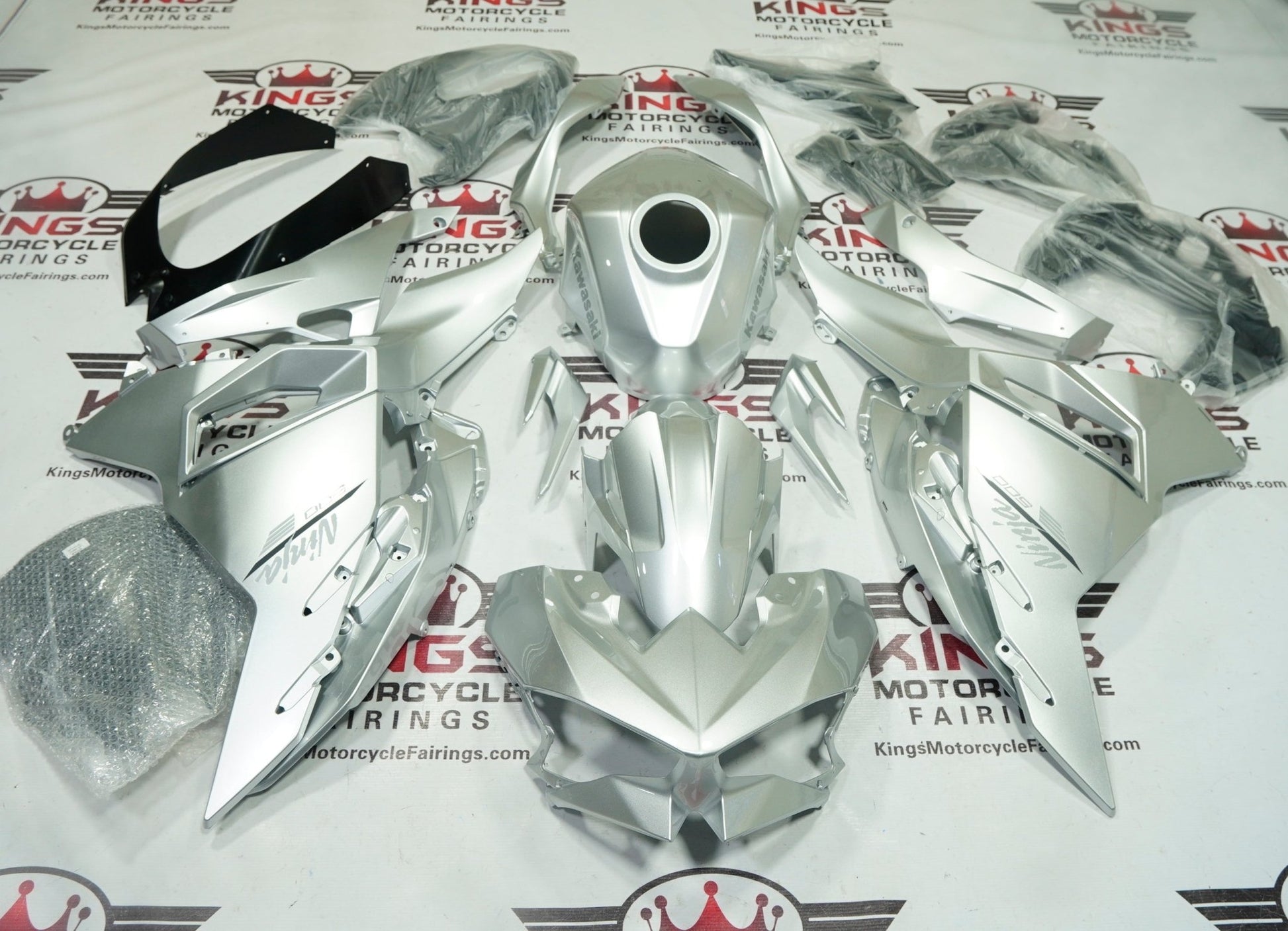 Kawasaki Ninja 500 (2024-2025) Silver Gloss at KingsMotorcycleFairings.com