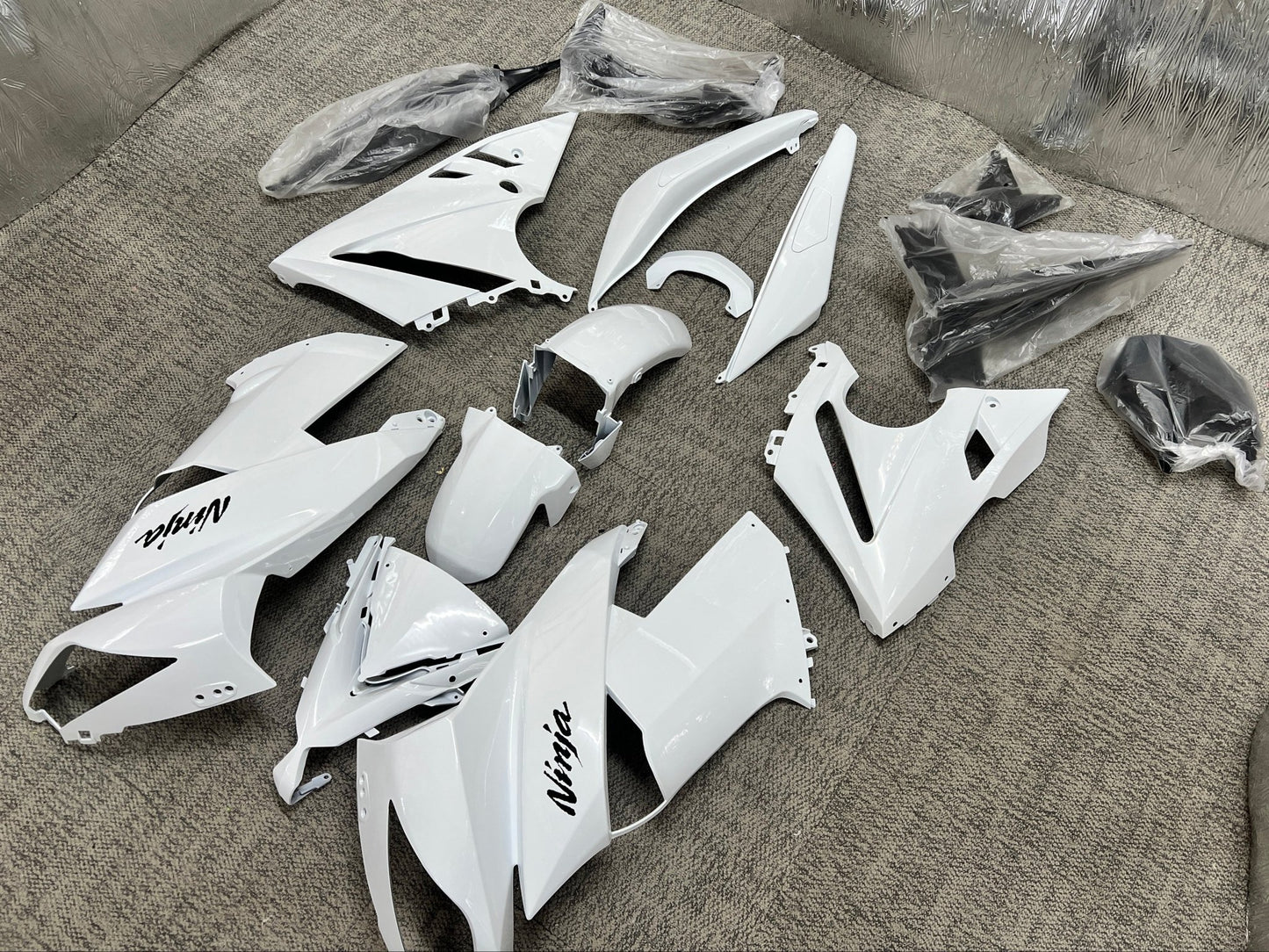 Kawasaki Ninja 650 Fairings (2009-2011) White at KingsMotorcycleFairings.com
