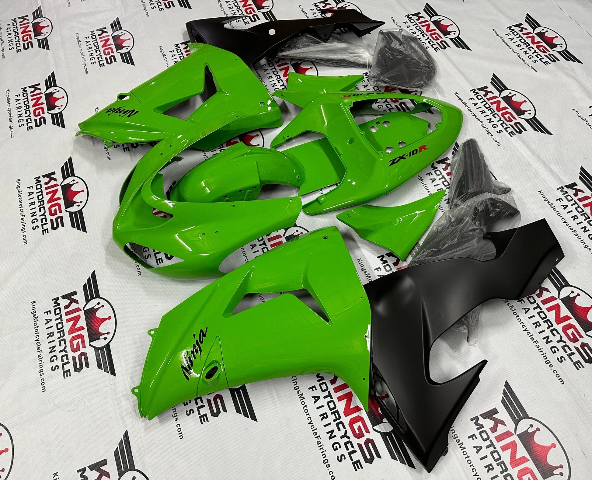 Kawasaki Ninja ZX10R Fairings (2006-2007) Green, Black at KingsMotorcycleFairings.com!
