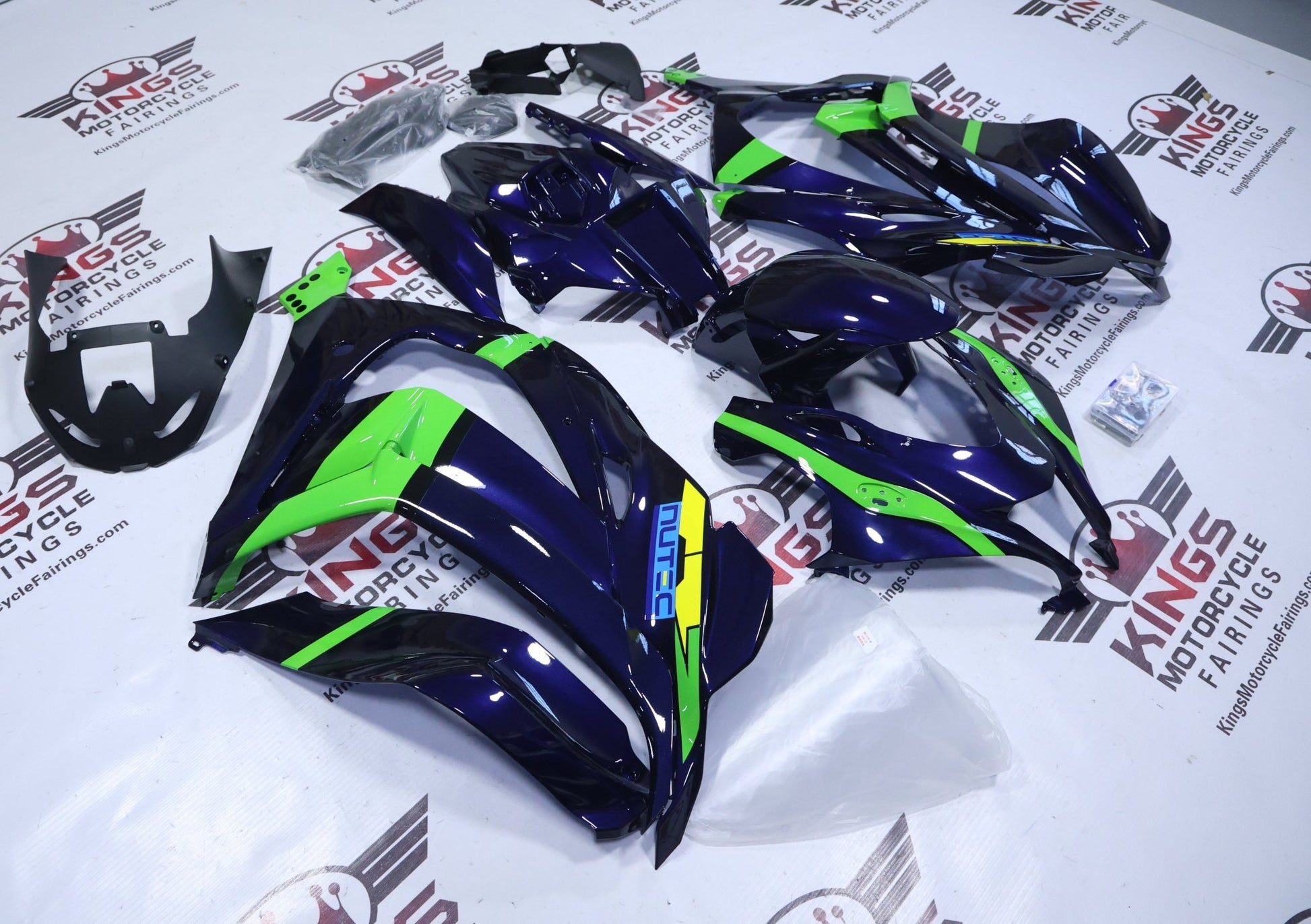 Kawasaki Ninja ZX10R Fairings (2016-2020) Dark Blue, Green from KingsMotorcycleFairings.com