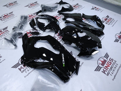 Kawasaki Ninja ZX10R Fairings (2021-2025) Black, White, Green at KingsMotorcycleFairings.com