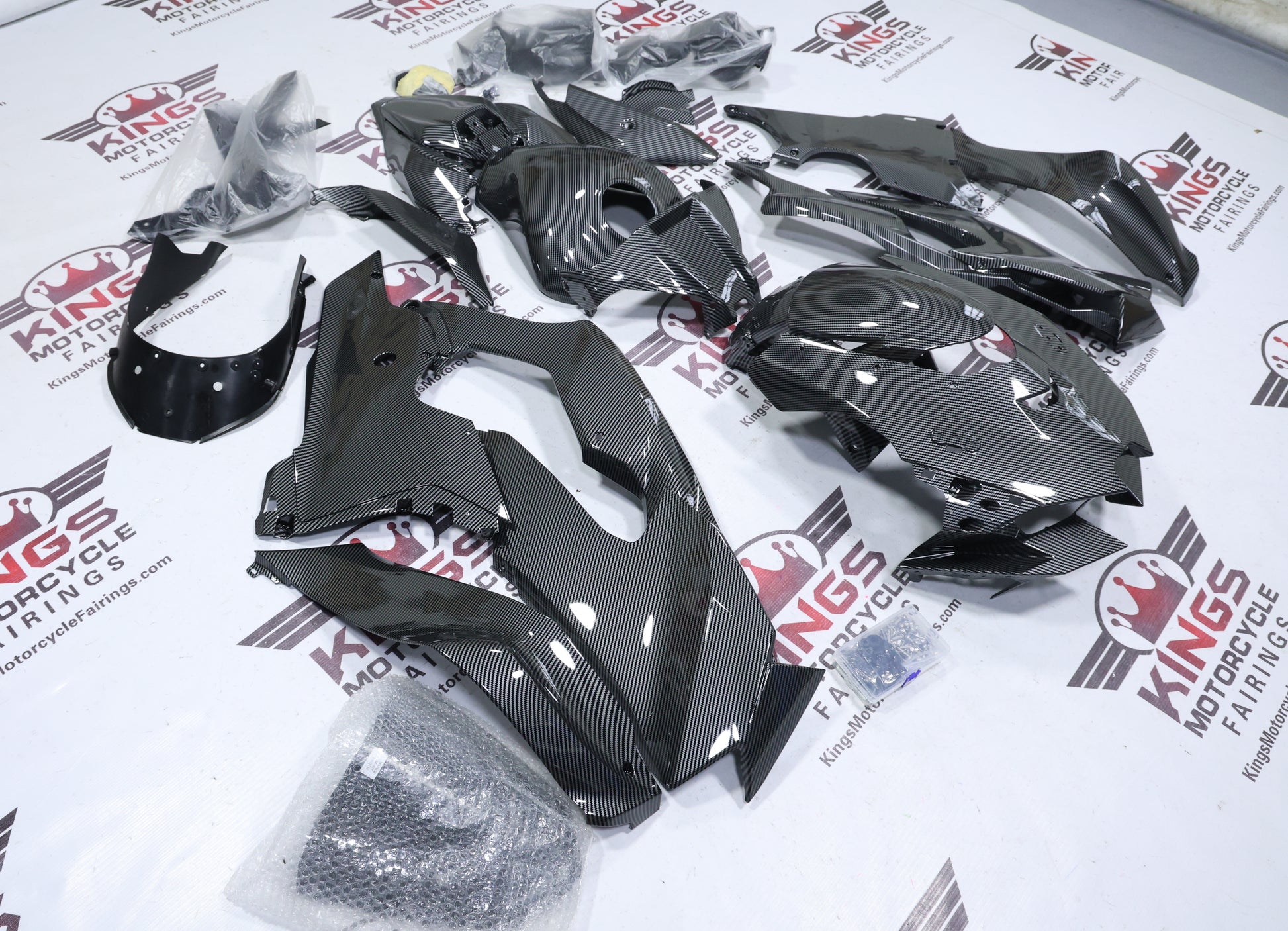 Kawasaki Ninja ZX10R Fairings (2021-2025) Faux Carbon Fiber Design at KingsMotorcycleFairings.com