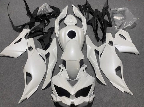 Kawasaki Ninja ZX4R Fairings (2019-2025) Pearl White at KingsMotorcycleFairings.com