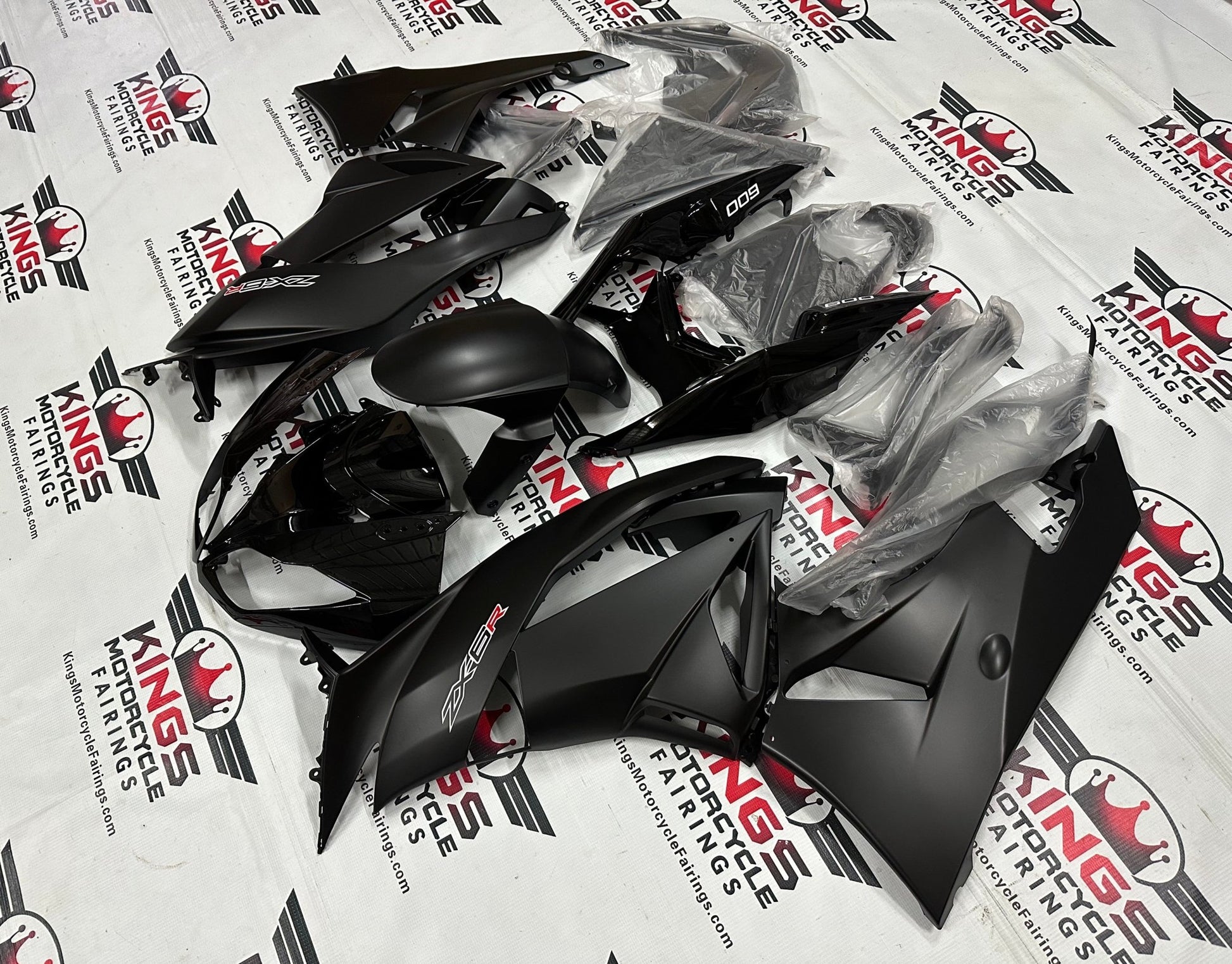 Kawasaki Ninja ZX6R Fairings (2009-2012) Black, Matte Black, White, Red at KingsMotorcycleFairings.com