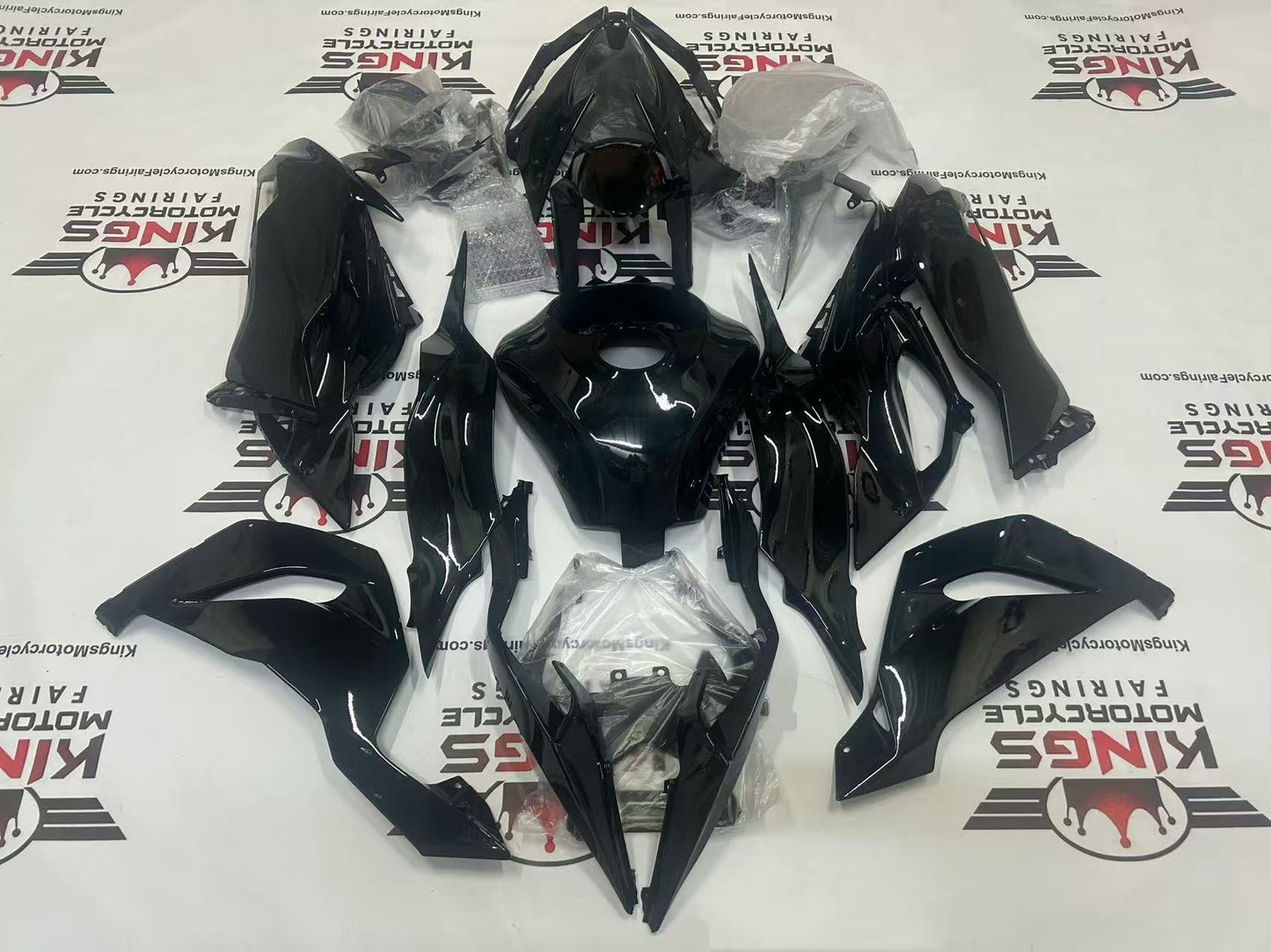 Kawasaki Ninja ZX6R Fairings (2019-2023) All Black at KingsMotorcycleFairings.com