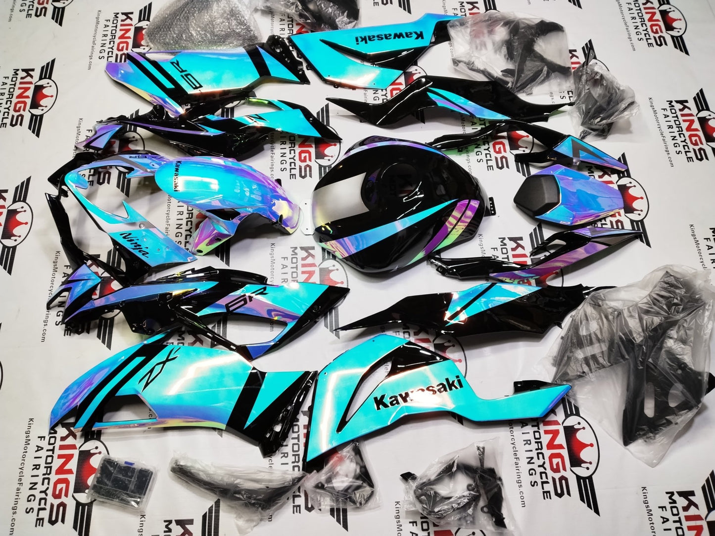 Kawasaki Ninja ZX6R Fairings (2019-2023) Chameleon Chrome Blue, Pink from KingsMotorcycleFairings.com