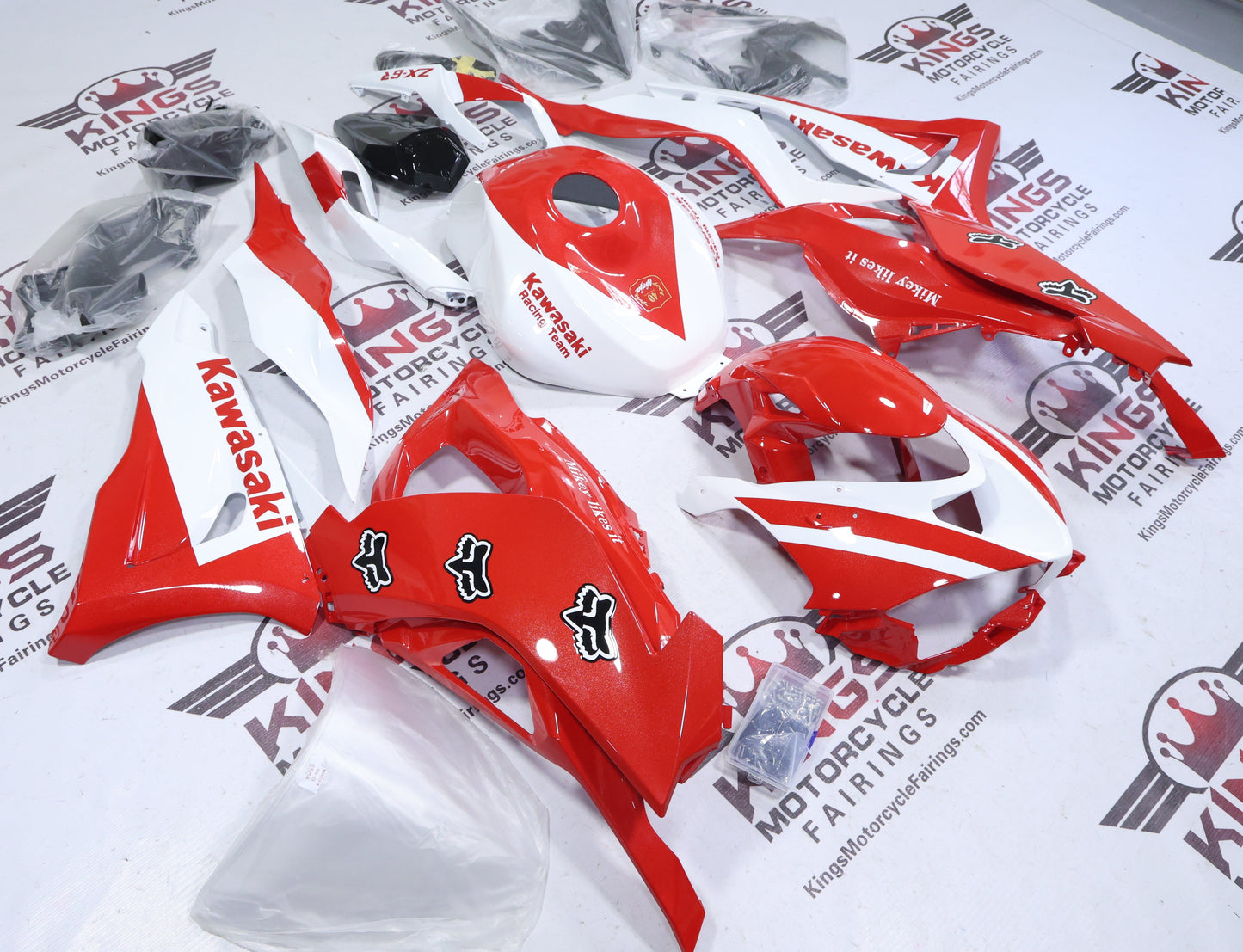 Kawasaki Ninja ZX6R Fairings (2024-2025) Red, White Fox at KingsMotorcycleFairings.com