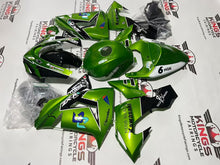 Kawasaki ZX10R Fairings (2006-2007) Green, Black, White Pinstripe from KingsMotorcycleFairings.com