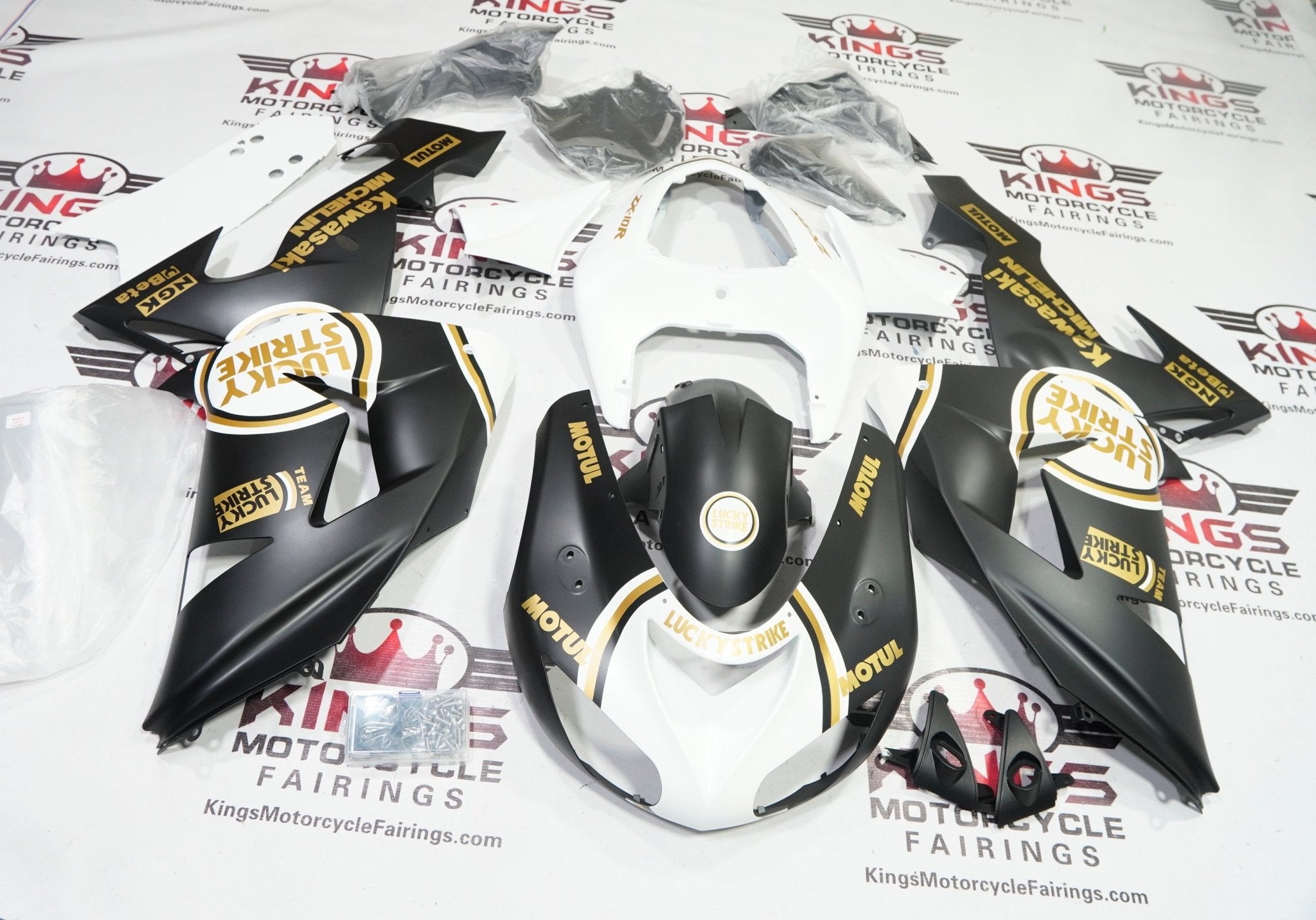 Kawasaki ZX10R Fairings (2006-2007) Matte Black, White, Gold at KingsMotorcycleFairings.com
