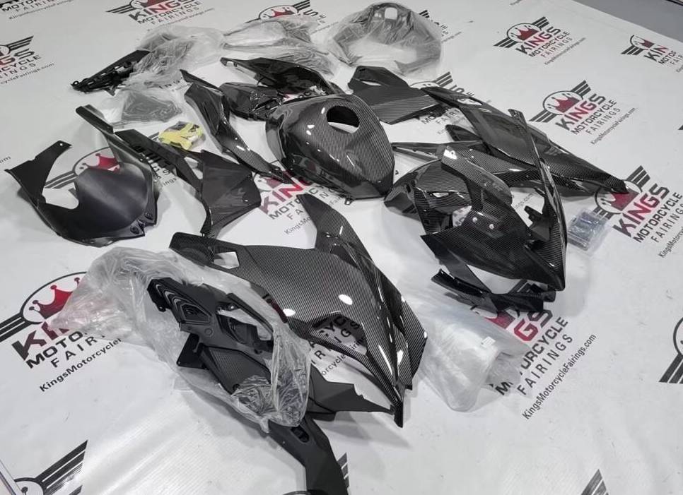 Kawasaki ZX4RR Fairings (2019-2025) Carbon Fiber Style at KingsMotorcycleFairings.com