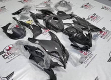 Kawasaki ZX4RR Fairings (2019-2025) Carbon Fiber Style at KingsMotorcycleFairings.com