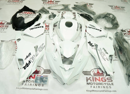 Kawasaki ZX4RR Fairings (2019-2025) Pearl White, Black Gloss at KingsMotorcycleFairings.com