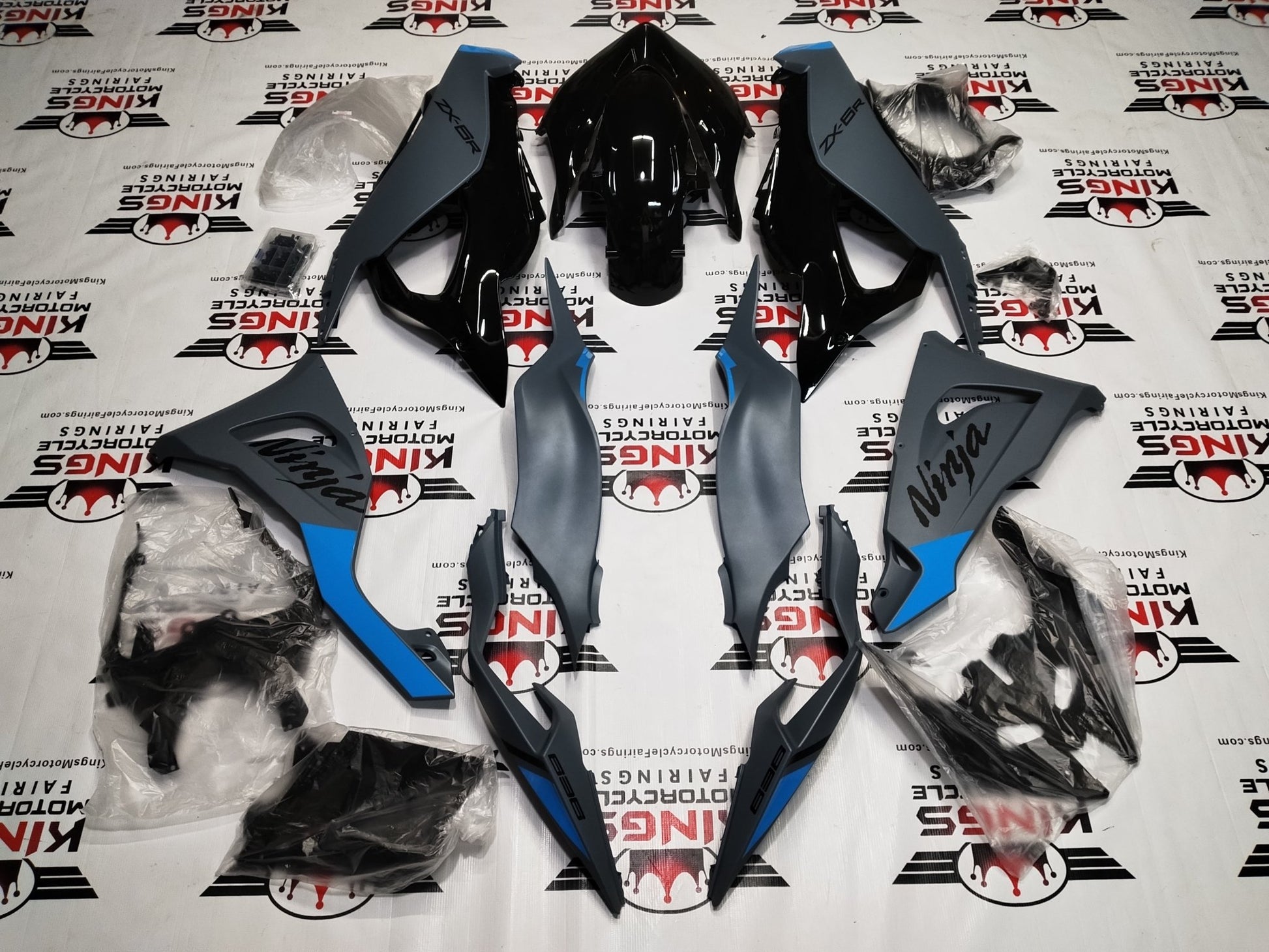 Kawasaki ZX6R 636 Fairings (2024-2025) Matte Gray, Gloss Black, Blue from KingsMotorcycleFairings.com