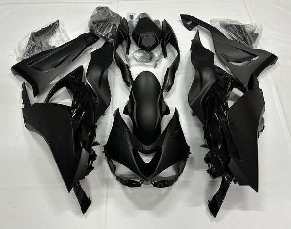 Kawasaki ZX6R Fairings (2024-2025) All Matte Black at KingsMotorcycleFairings.com