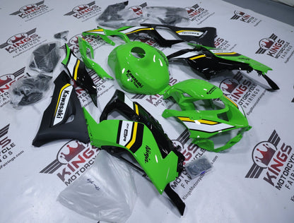 Kawasaki ZX6R Fairings (2024-2025) Green, Black, Yellow, White from KingsMotorcycleFairings.com