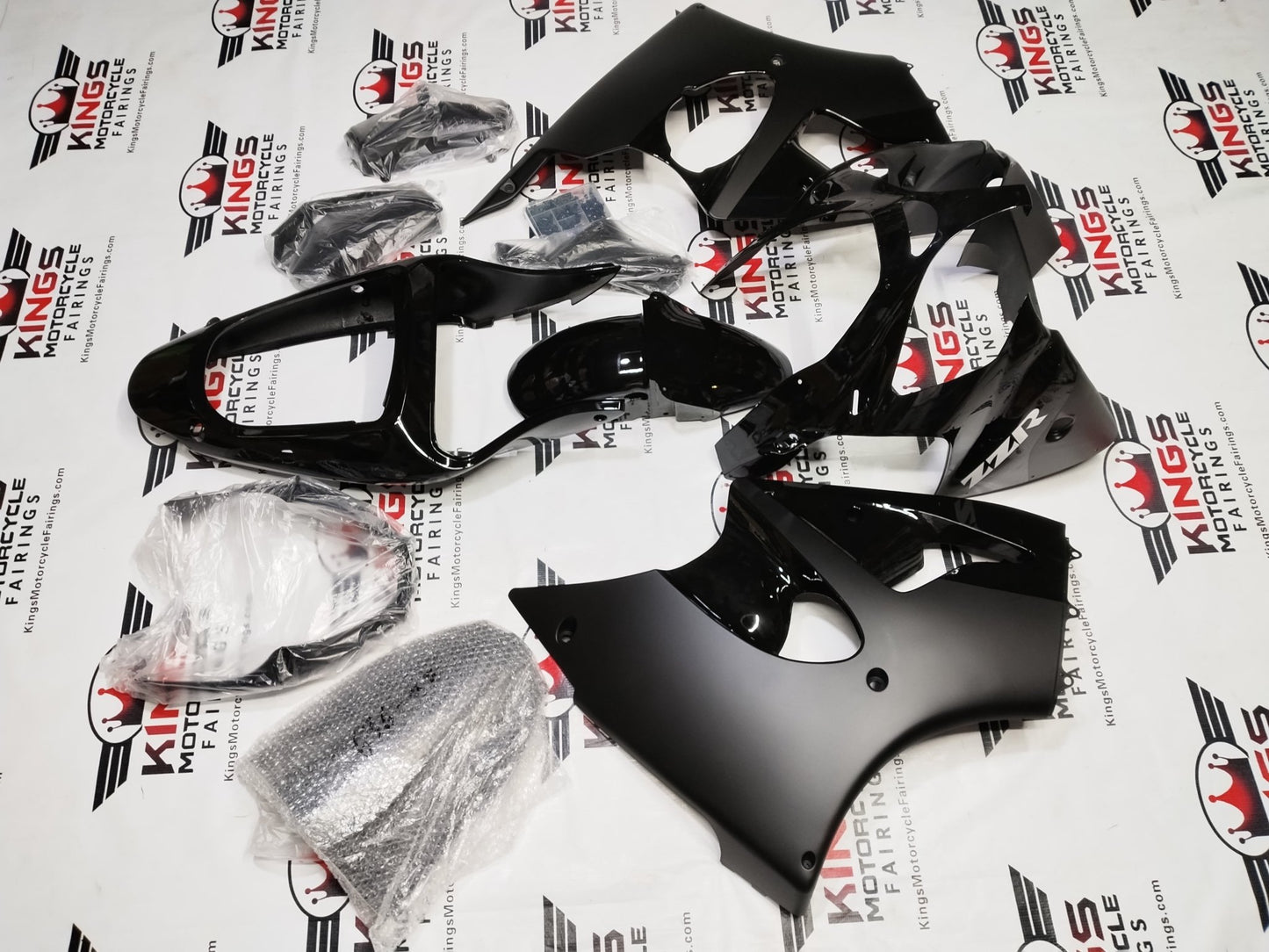 Kawasaki ZZR600 Fairings (2005-2008) Black, Matte Black, Silver at KingsMotorcycleFairings.com