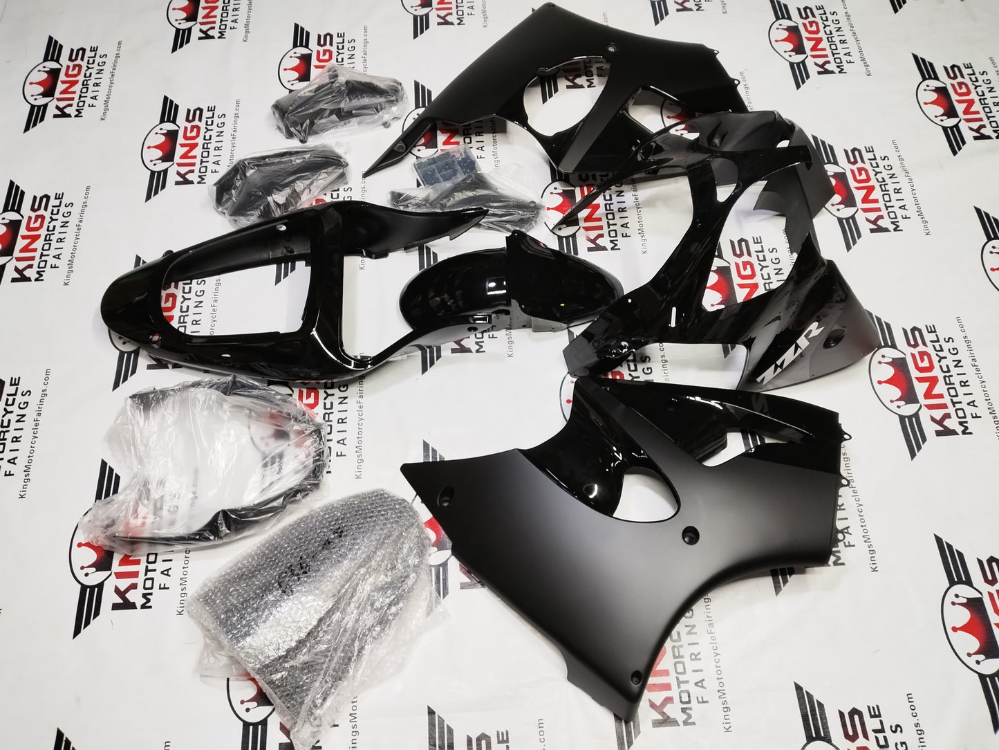 Kawasaki ZZR600 Fairings (2005-2008) Gloss Black, Matte Black, Silver at KingsMotorcycleFairings.com