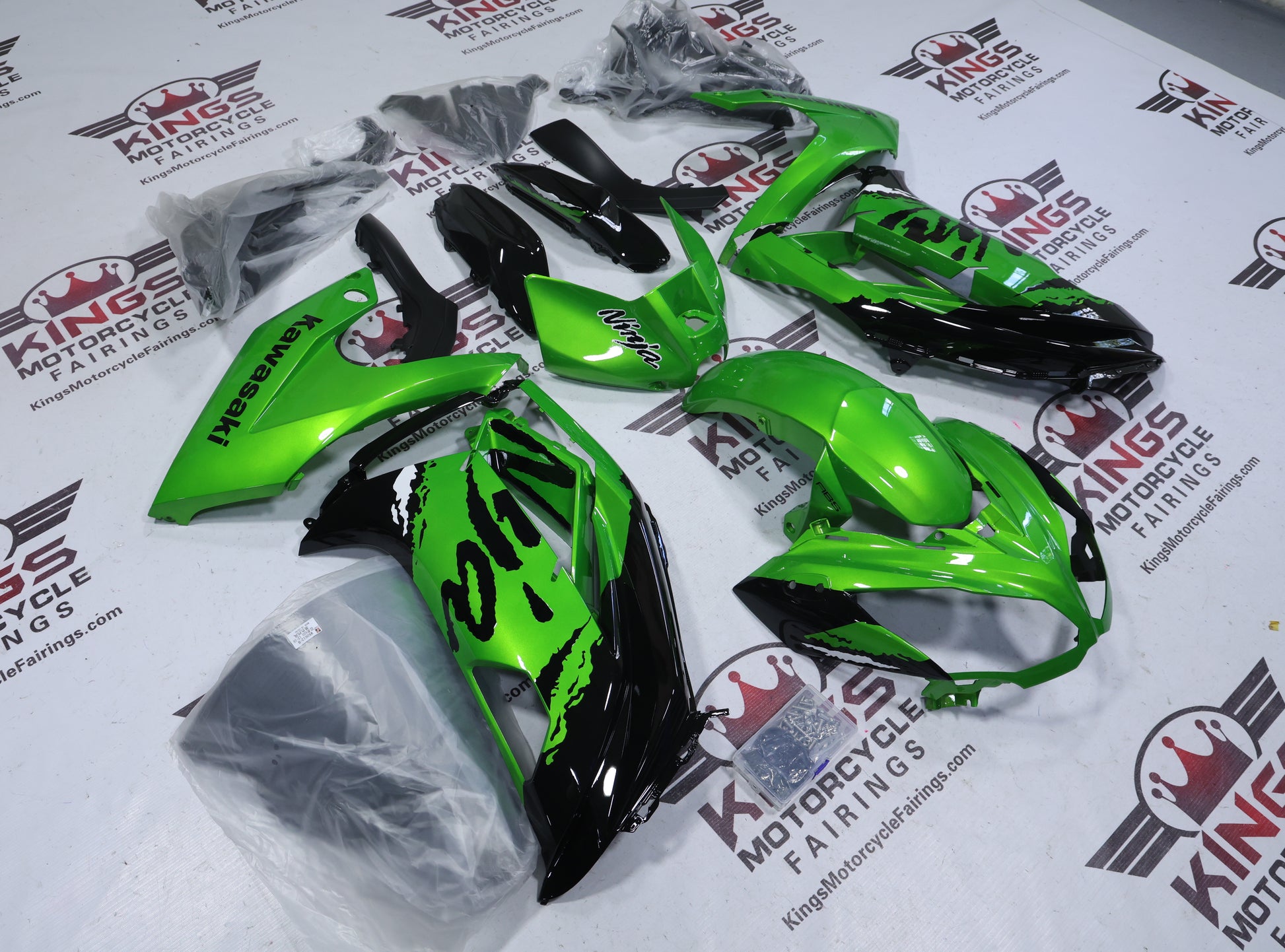 Kawasaki Ninja 650 Fairings (2012-2016) Metallic Green, Black from KingsMotorcycleFairings.com
