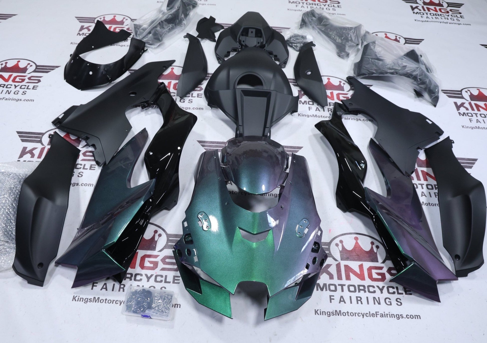 Kawasaki Ninja ZX-10R Fairings (2021-2025) Chameleon Green, Purple, Matte Black at KingsMotorcycleFairings.com