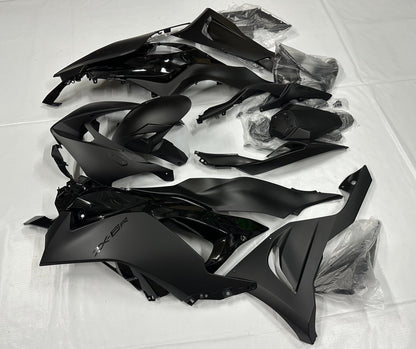 Kawasaki ZX-6R Fairings (2024-2025) Matte Black, Gloss Black at KingsMotorcycleFairings.com