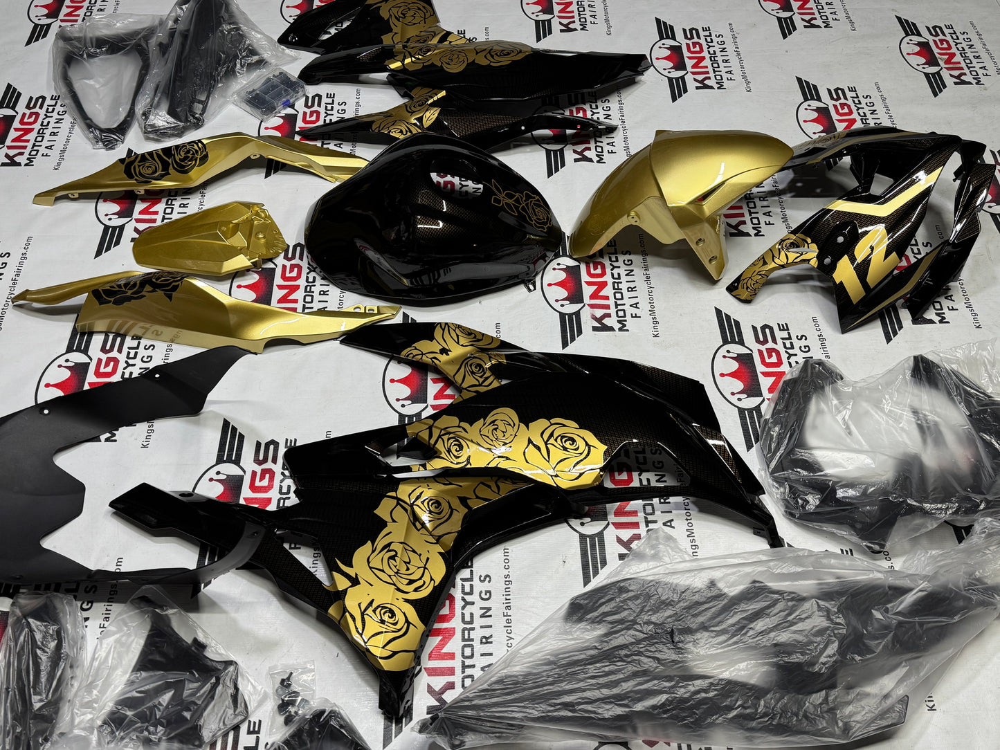 Kawasaki ZX4RR Fairings (2019-2025) Faux Carbon Fiber, Gold Roses at KingsMotorcycleFairings.com