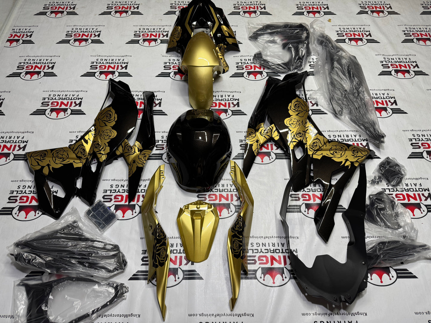 Kawasaki ZX4RR Fairings (2019-2025) Faux Carbon Fiber, Gold Roses from KingsMotorcycleFairings.com