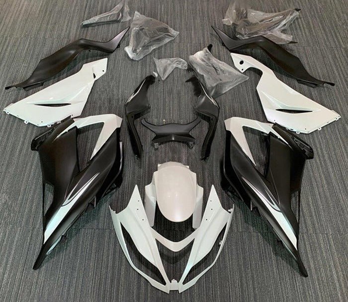 Kawasaki ZX6R Fairings (2013-2018) Gloss White, Matte Black at KingsMotorcycleFairings.com