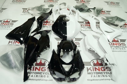Kawasaki ZX6R Fairings (2024-2025) Black, White Half Split at KingsMotorcycleFairings.com