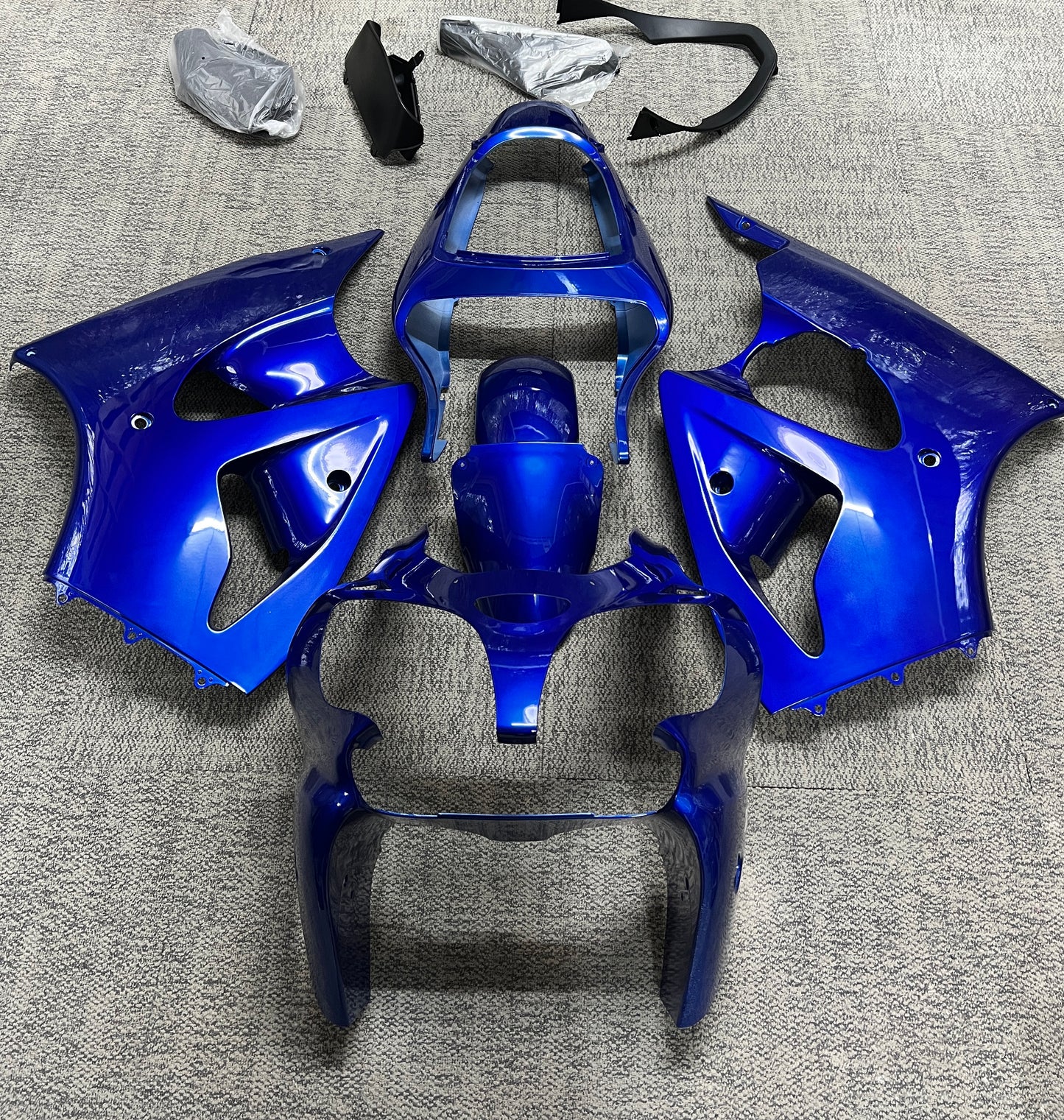 Kawasaki ZZR600 Fairing Kit (2005-2008) Blue, White from KingsMotorcycleFairings.com
