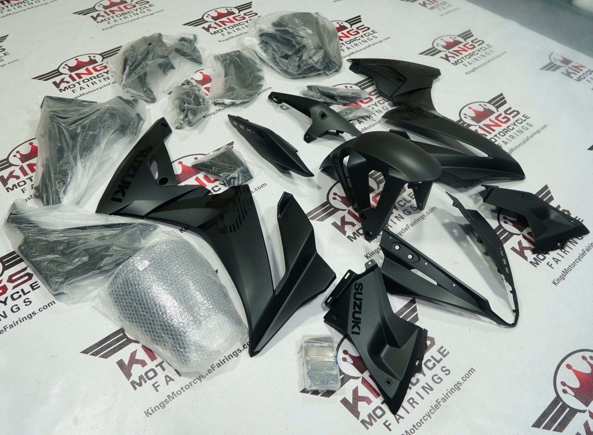 Suzuki GSX-8R Fairings (2024-2025) Black | Kings Motorcycle