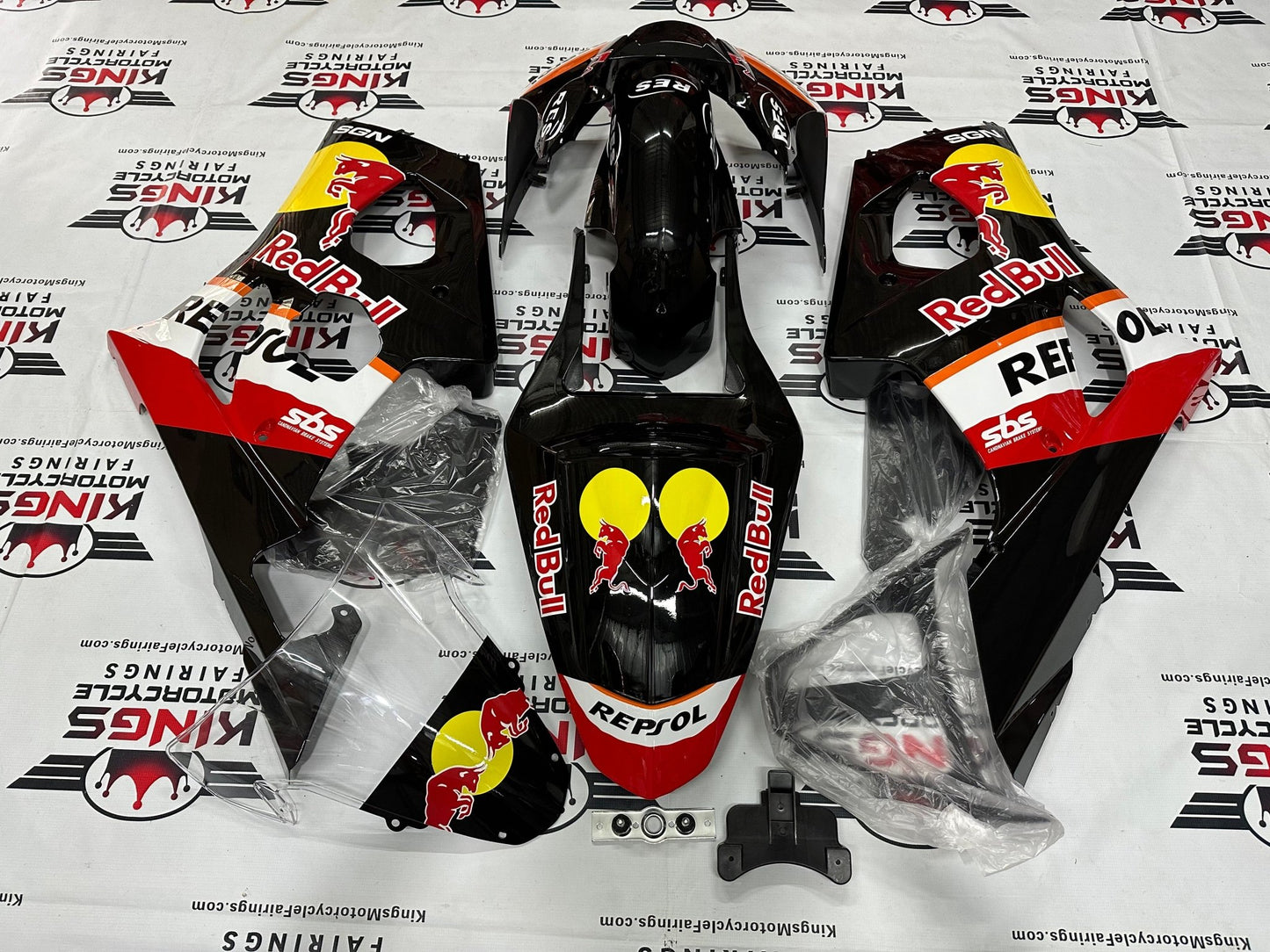 Suzuki GSX-R1000 Fairings (2003-2004) Black Redbull Repsol from KingsMotorcycleFairings.com
