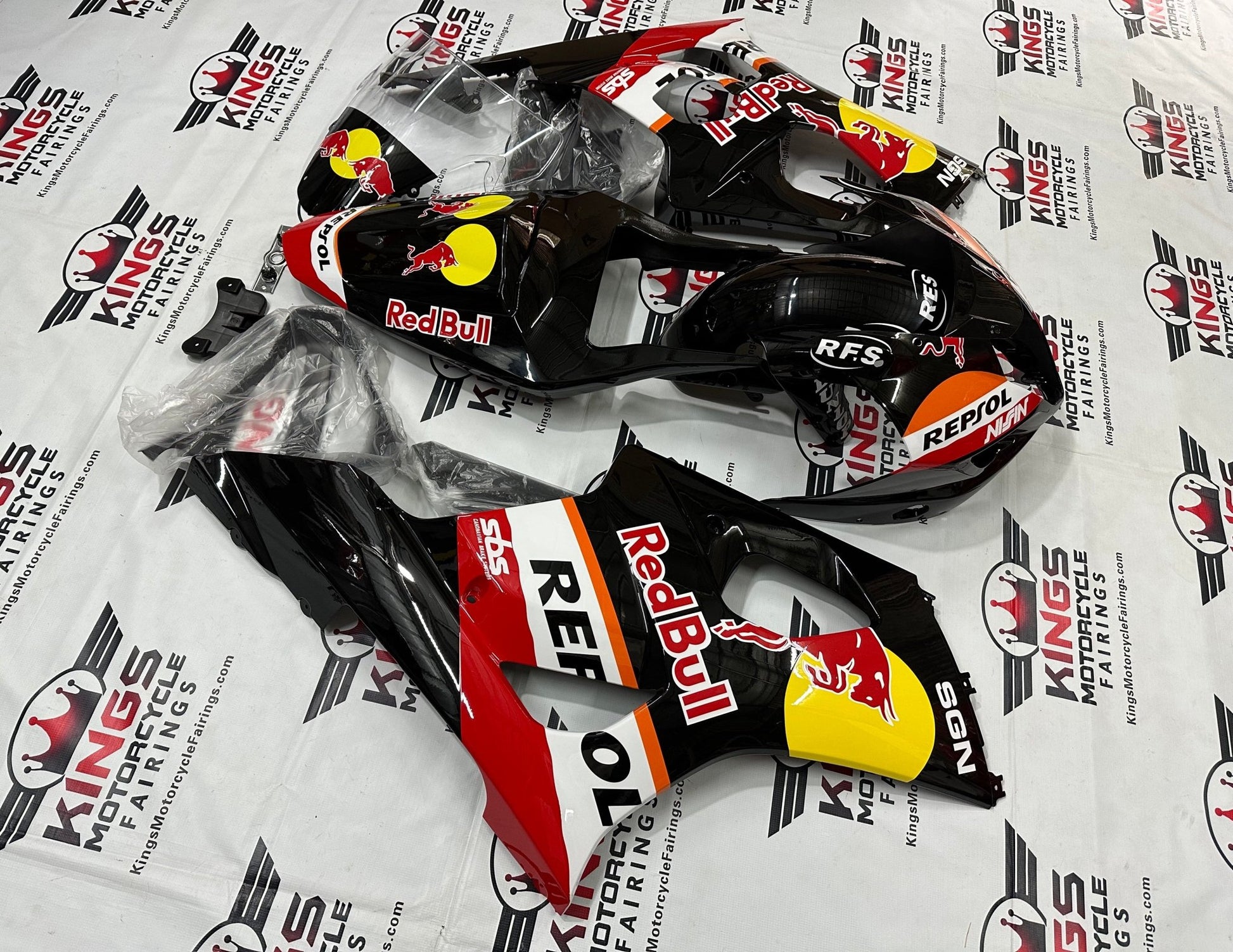 Suzuki GSX-R1000 Fairings (2003-2004) Black Repsol Redbull at KingsMotorcycleFairings.com