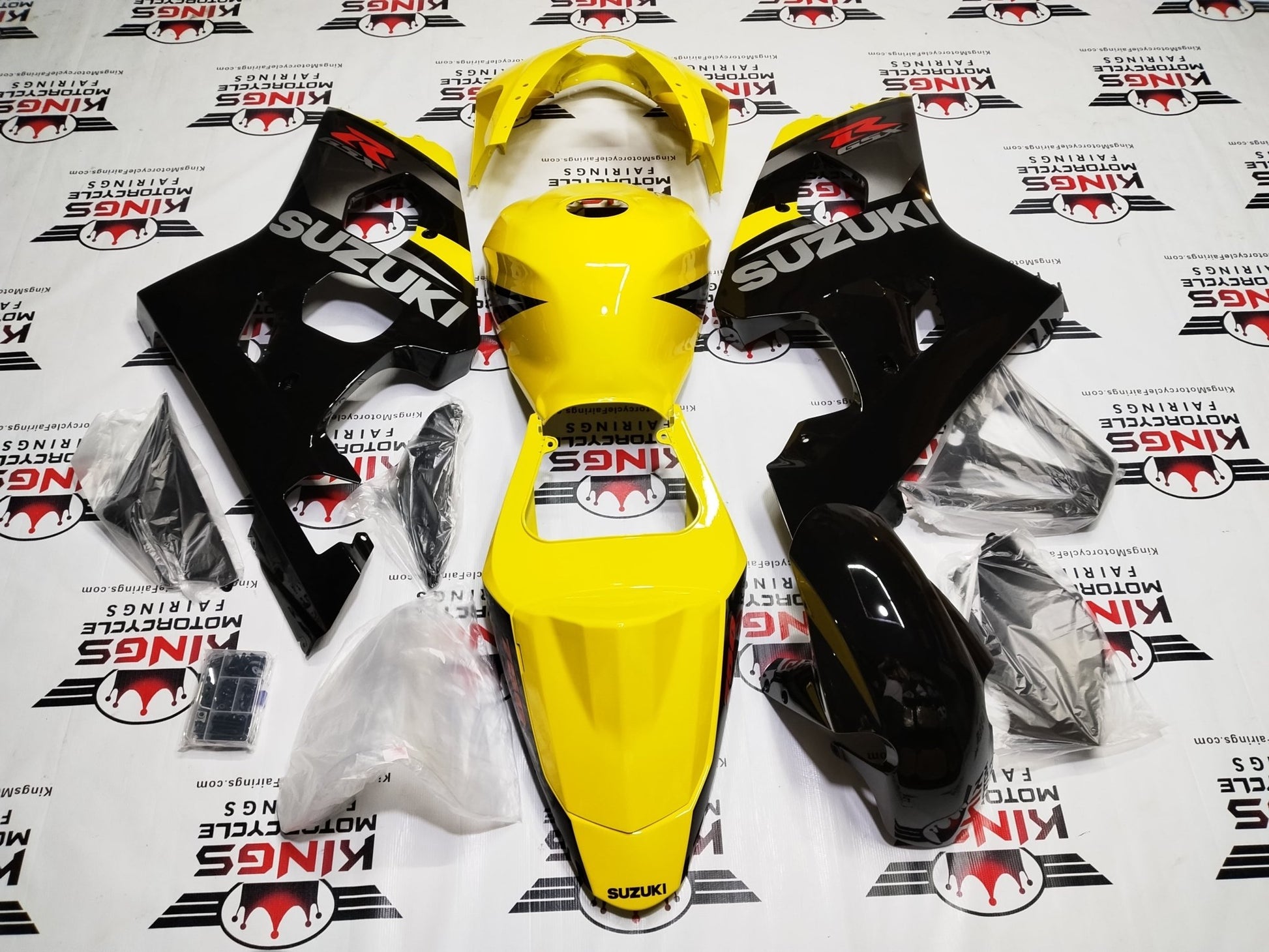Suzuki GSX-R600 Fairings (2004-2005) Yellow, Silver, Black, White at KingsMotorcycleFairings.com