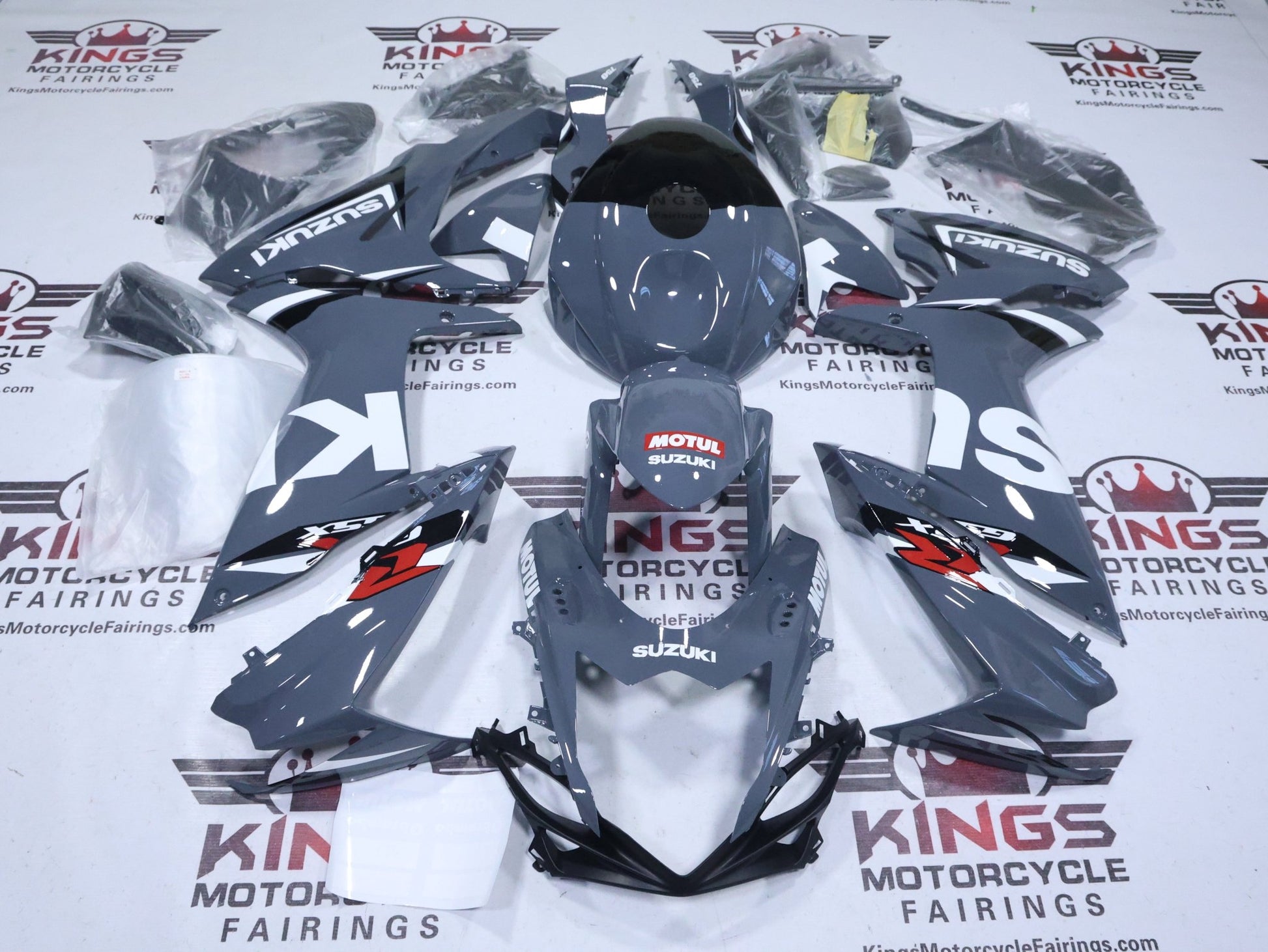 Suzuki GSX-R600 Fairings (2025-2026) Gray, White, Black, Red at KingsMotorcycleFairings.com
