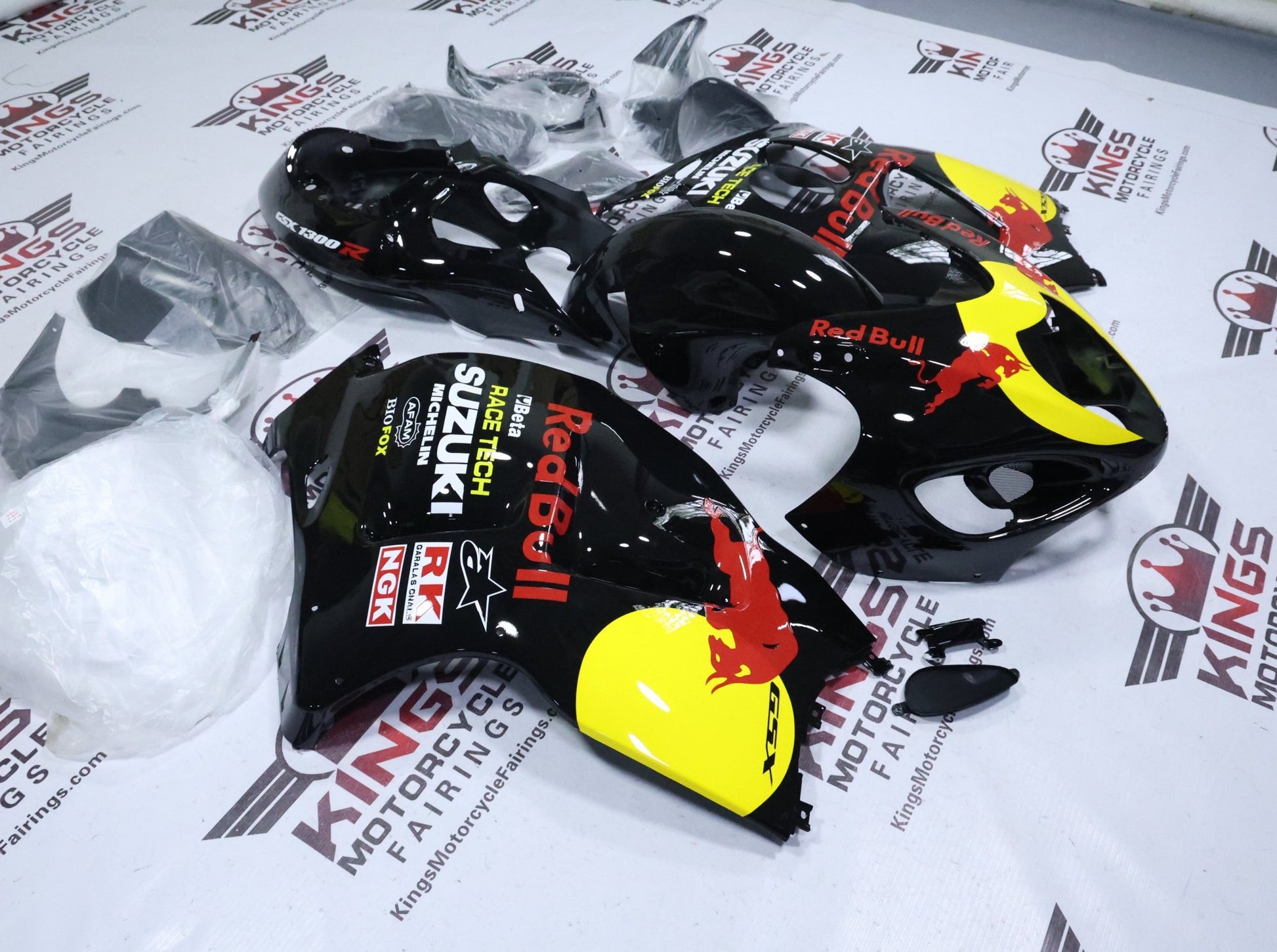 Suzuki GSX1300R Hayabusa Fairings (1999-2007) Black, Yellow, RedBull at KingsMotorcycleFairings.com