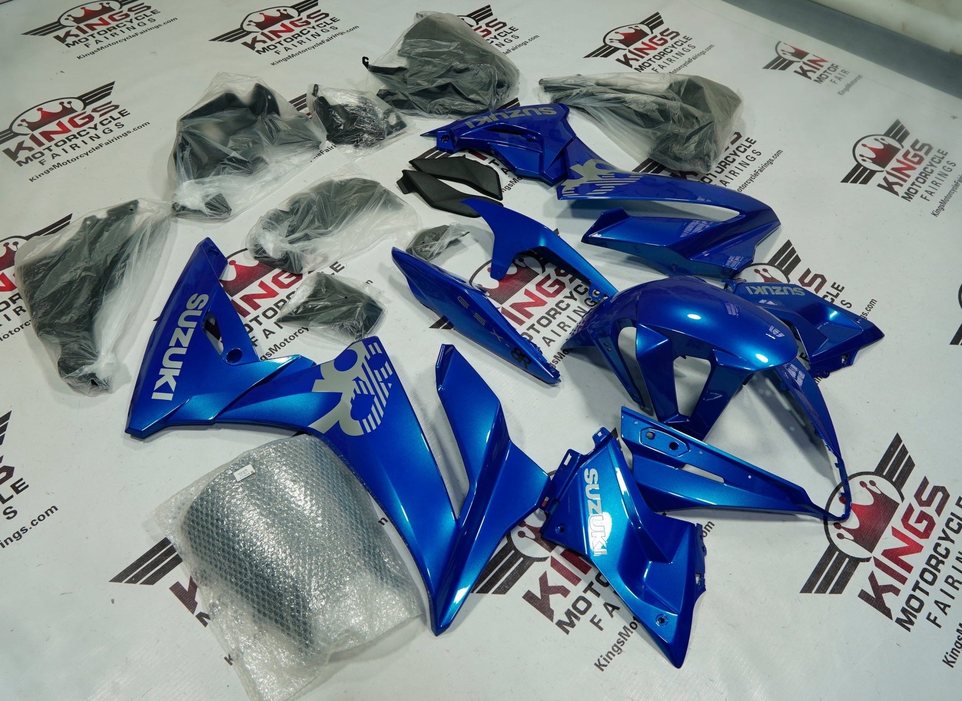 Suzuki GSX8R Fairings (2024-2025) Blue by KingsMotorcycleFairings.com