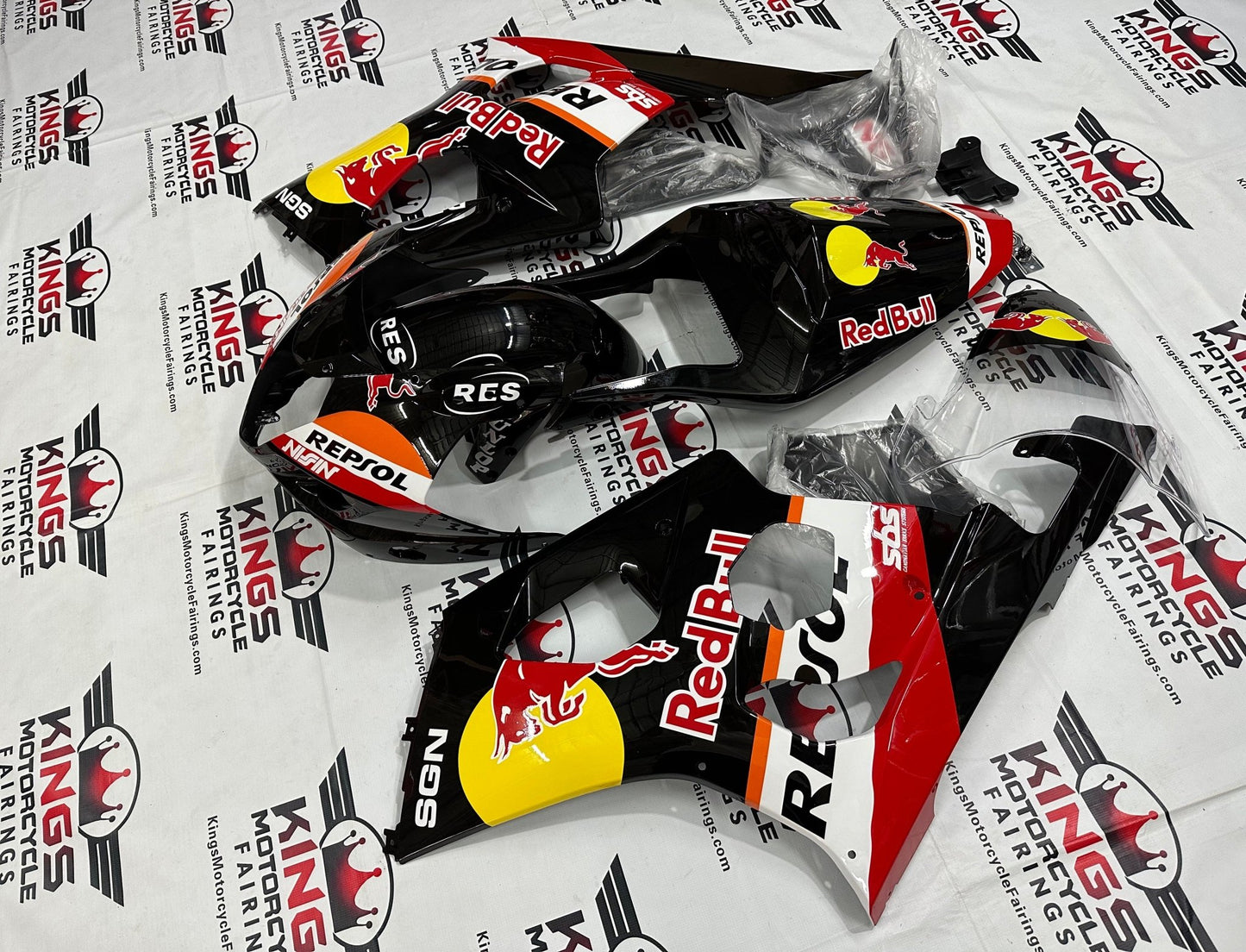 Suzuki GSXR1000 Fairings (2003-2004) Black Redbull Repsol from KingsMotorcycleFairings.com