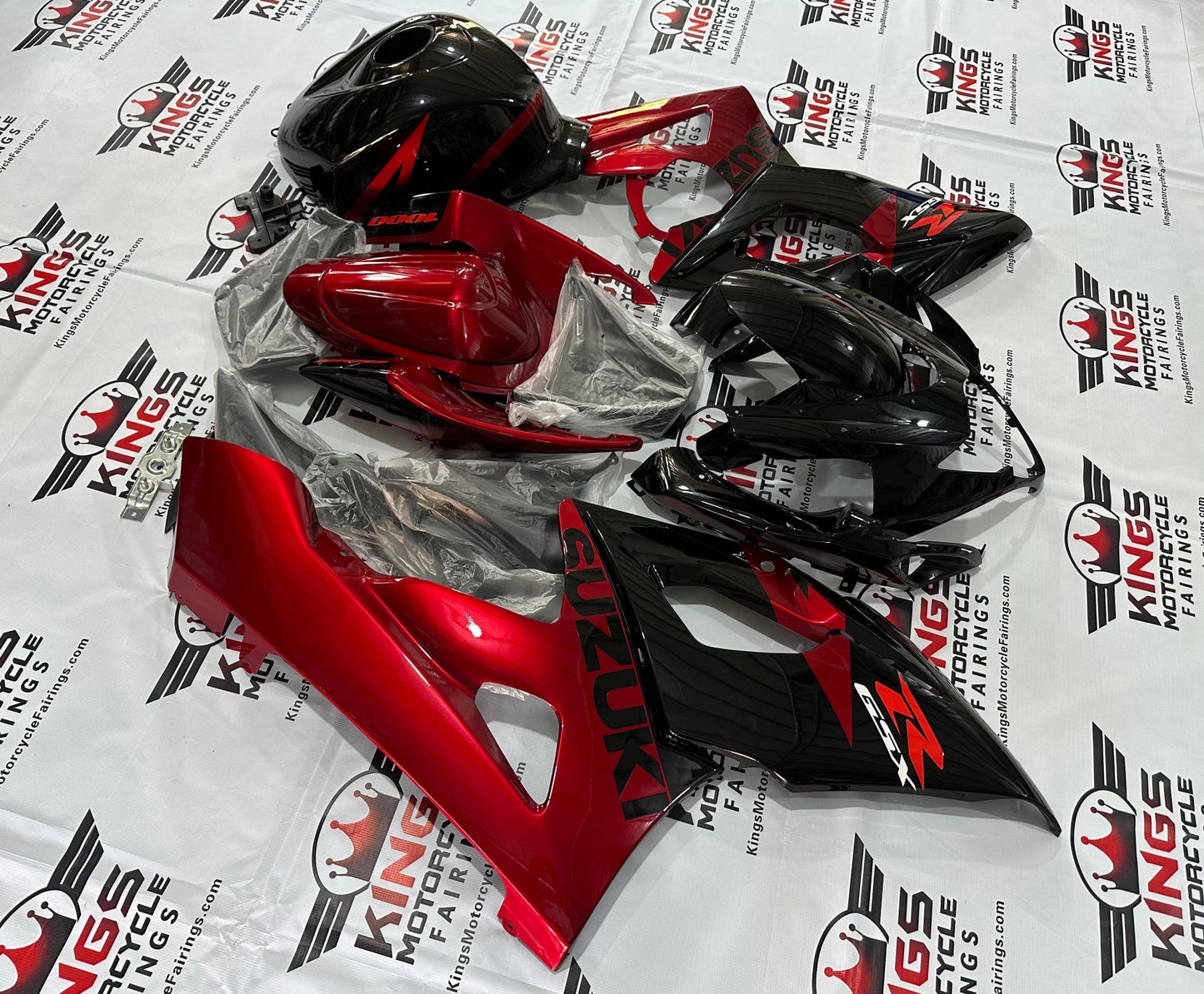 Suzuki GSXR1000 (2005-2006) Black & Candy Apple Red Fairings at KingsMotorcycleFairings.com