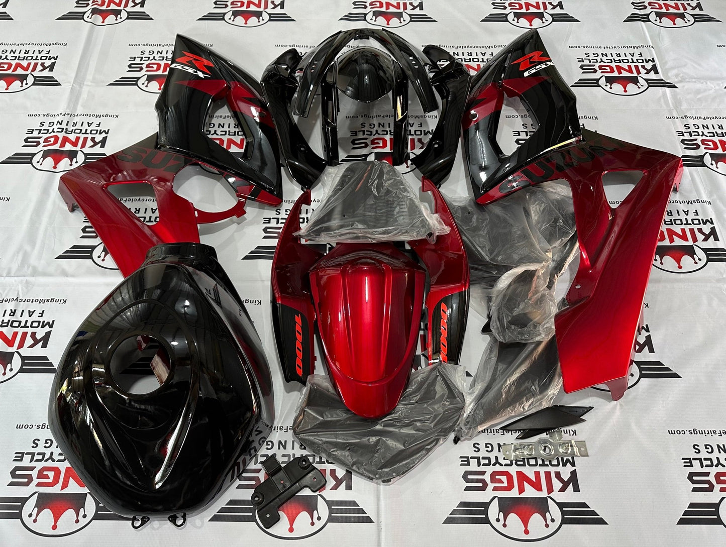 Suzuki GSXR1000 (2005-2006) Black & Candy Apple Red Fairings at KingsMotorcycleFairings.com