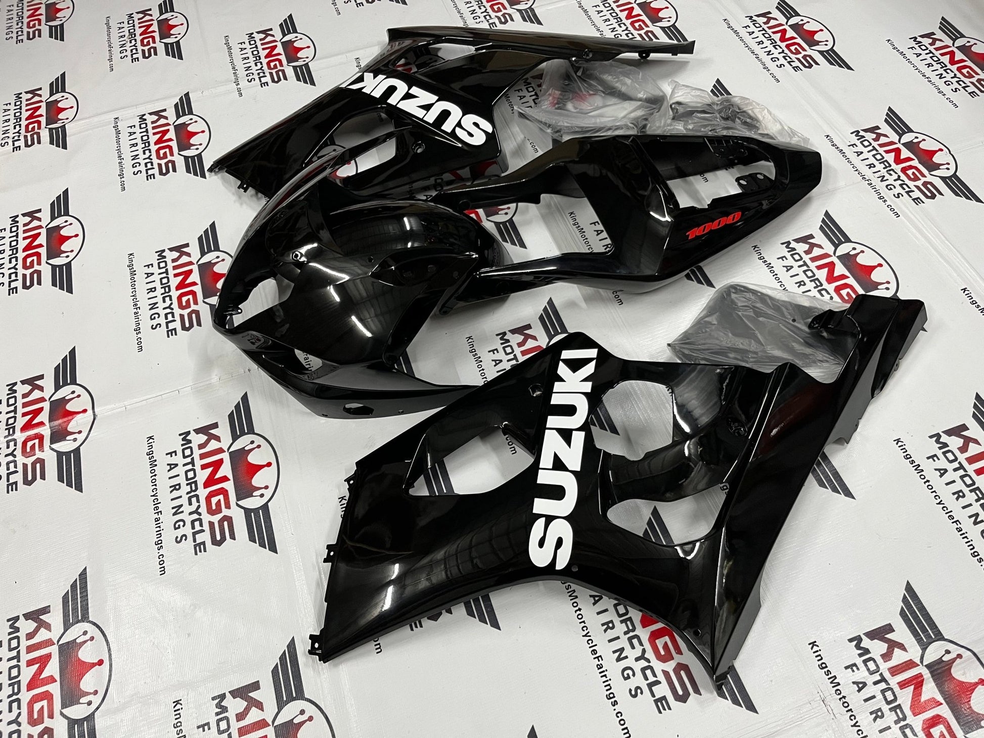 Suzuki GSXR1000 Fairings (2003-2004) Black, White, Red at KingsMotorcycleFairings.com