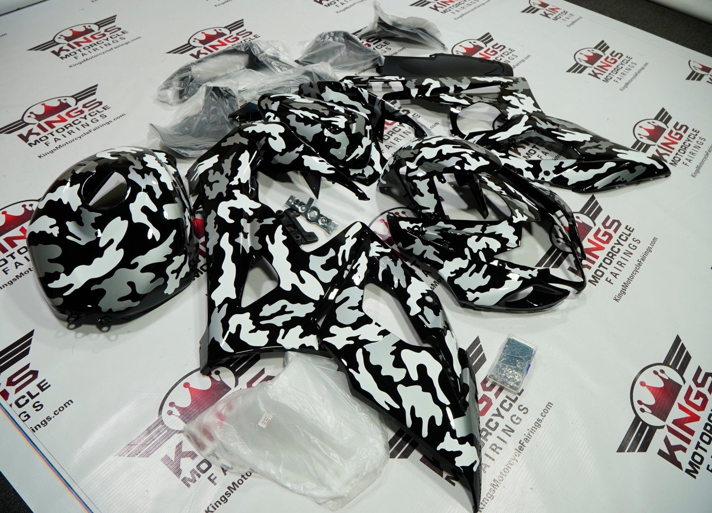 Suzuki GSXR1000 (2005-2006) Camouflage Black, White & Gray Fairings at KingsMotorcycleFairings.com