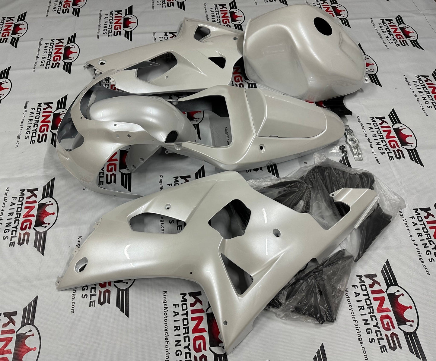 Suzuki GSX-R600 Fairings (2000-2003) Pearl White at KingsMotorcycleFairings.com
