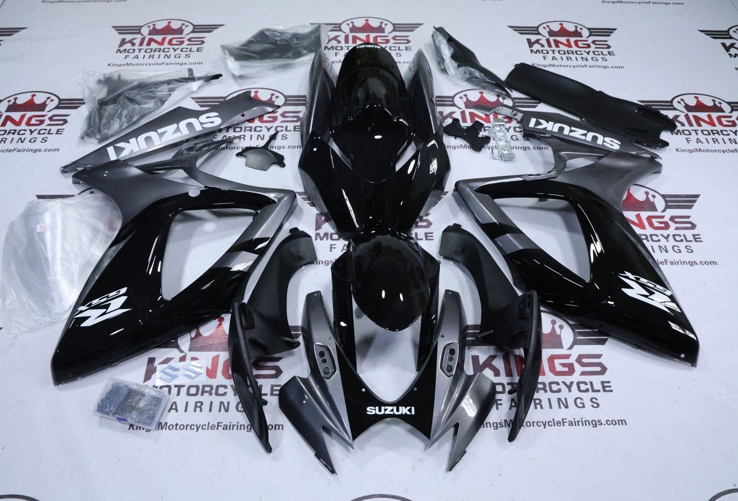 Suzuki GSXR600 Fairings (2006-2007) Black, Silver, White at KingsMotorcycleFairings.com