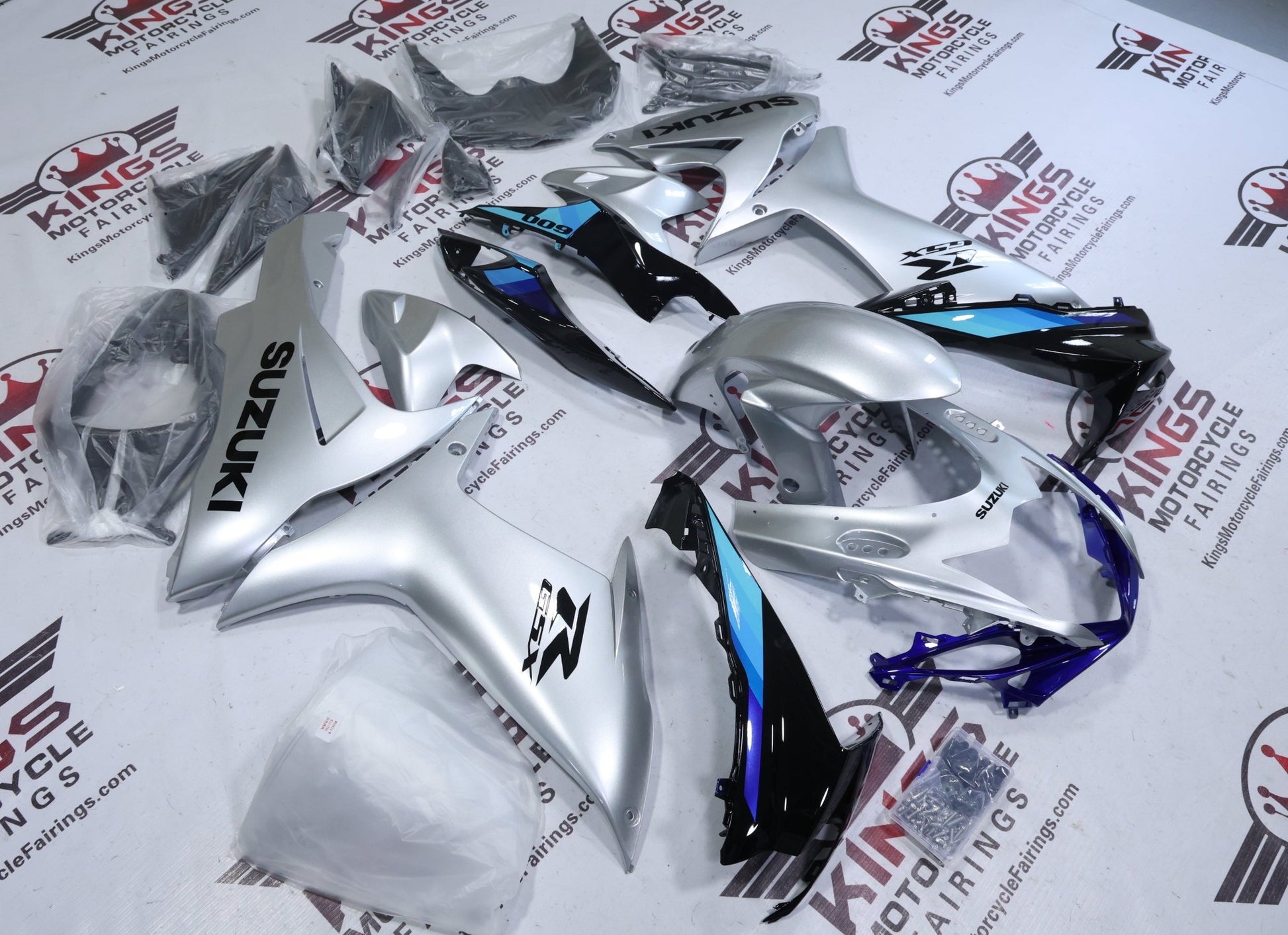 Suzuki GSXR600 Fairings (2025-2026) Gloss Silver, Blue, Black at KingsMotorcycleFairings.com